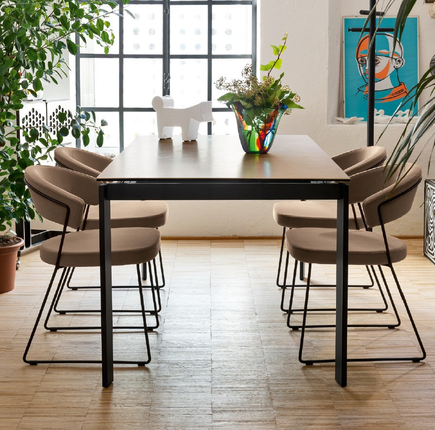 Calligaris ニューヨーク 本革 ダイニングチェア 2脚セット コヌビア Calligaris ニューヨーク 本革 ダイニングチェア 2脚セット コヌビア